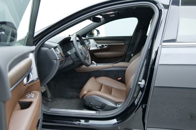 Used Volvo S90 2023 B5 Luxury Smart Edition