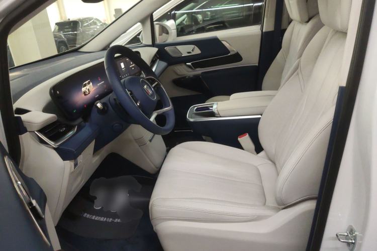 Used Buick Century 2025 2.0T Six-Seater YinShi Edition
