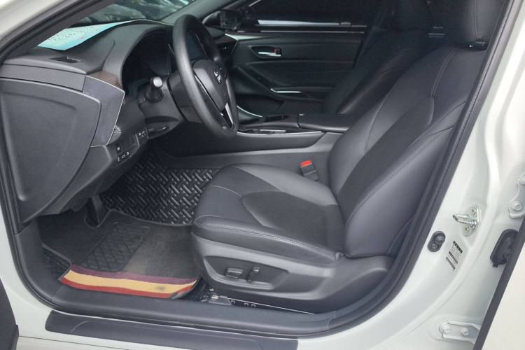 Used Toyota Avalon 2022 2.0L Ambition Edition
