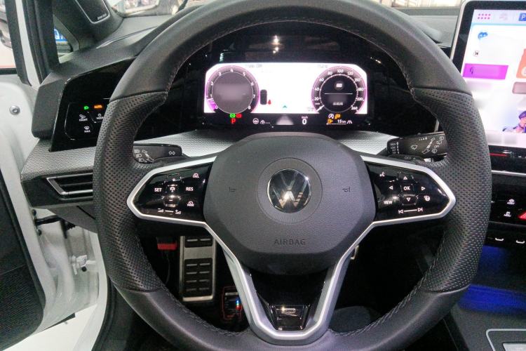 Used Volkswagen Golf 2025 300TSI R-Line