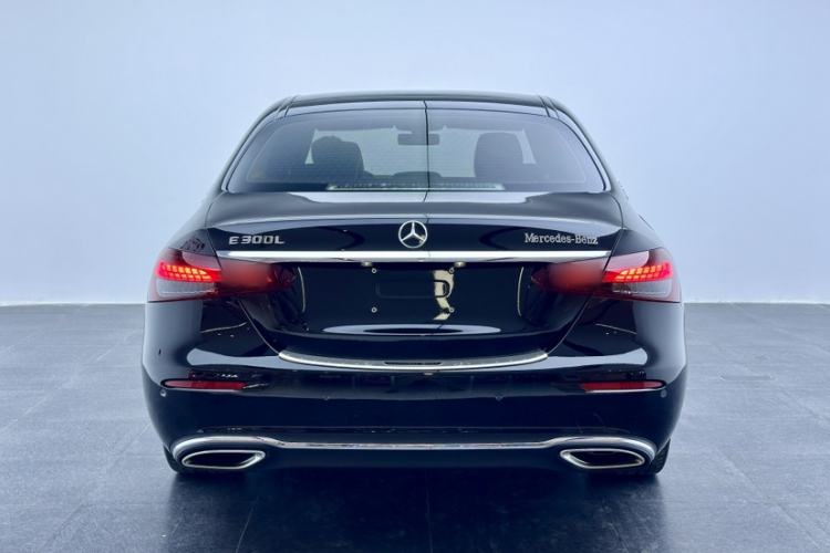 Used Mercedes-Benz E-Class 2022 Updated E 300 L Luxury Edition
