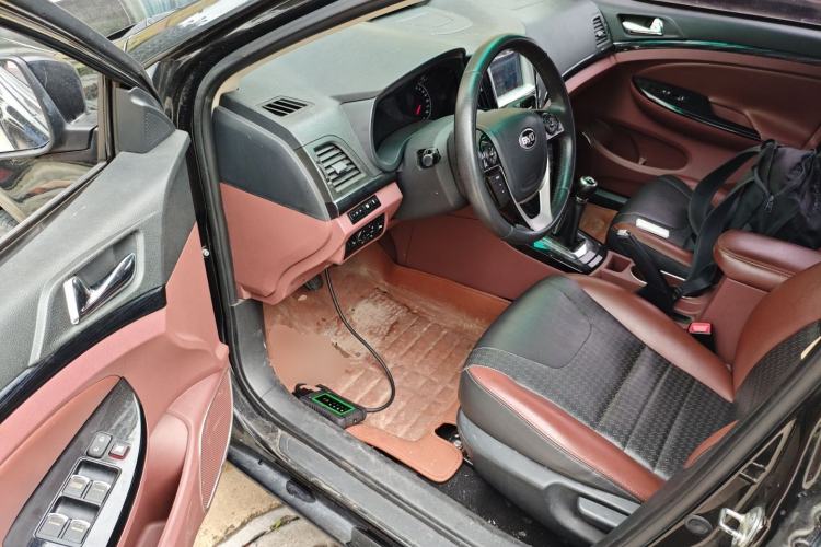 Used BYD Surui 2016 1.5L Manual Elite Edition
