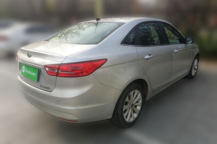 Used Ford Escort 2015 1.5L Manual Fashion Edition
