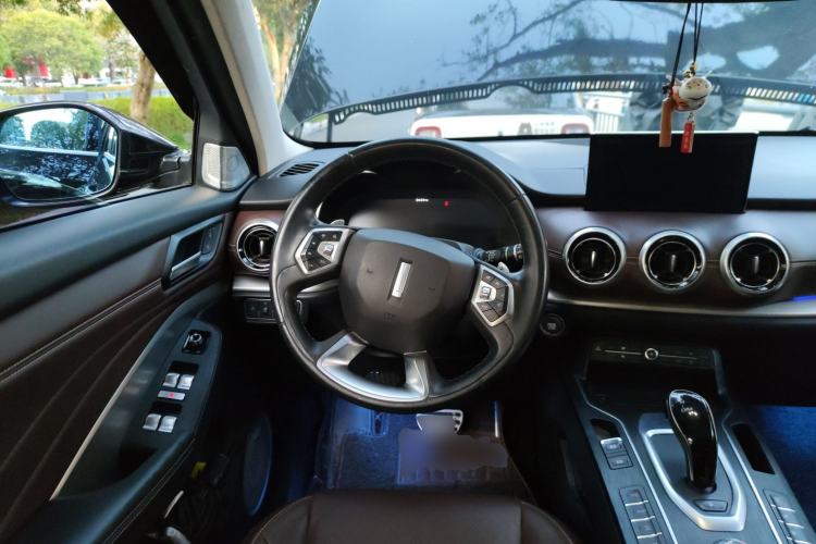 Used Wey VV6 2018 2.0T Two-Wheel-Drive Ultra-Luxury Version China V Standard