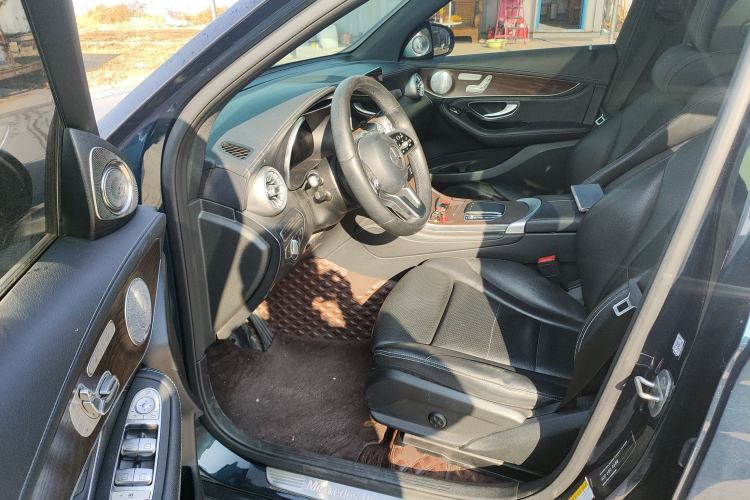 Used Mercedes-Benz GLC 2020 Facelift GLC 300 L 4MATIC Dynamic Edition
