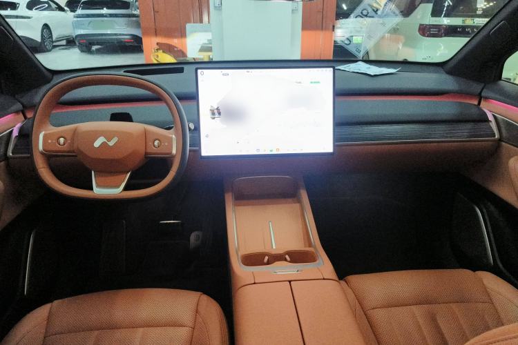 Used ONVO L60 2024 60 kWh Rear-Drive Version
