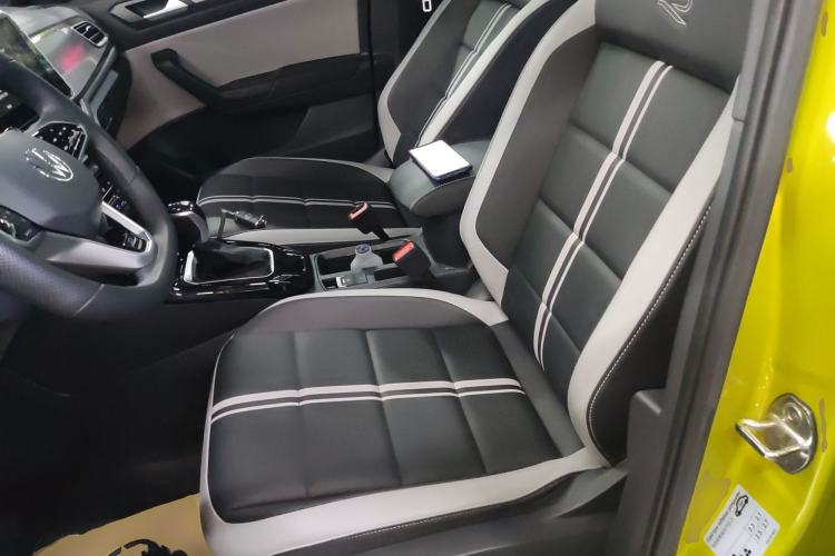 Used Volkswagen T-ROC 2023 300TSI DSG Two-Wheel Drive Starlight Edition