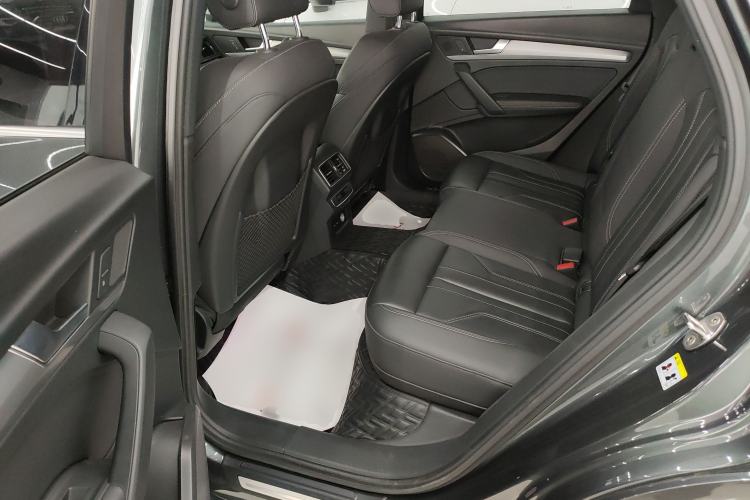 Used Audi Q5L Sportback 2021 40 TFSI Fashion Model
