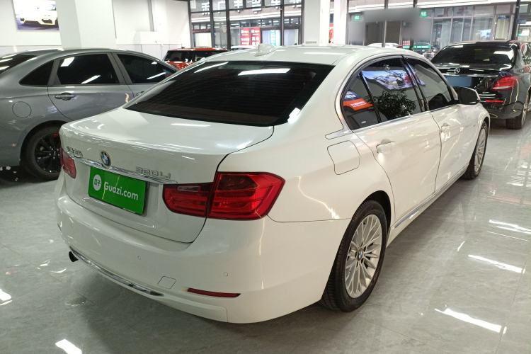 Used BMW 3 Series 2015 320Li Luxury Design Package
