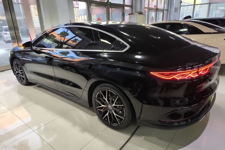 Used BYD Han 2024 EV Glory Edition 506KM Front-Wheel-Drive Premium Model
