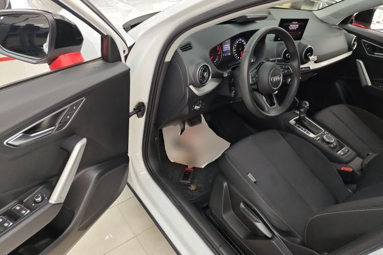 Used Audi Q2L 2021 35 TFSI Progressive Dynamic Edition
