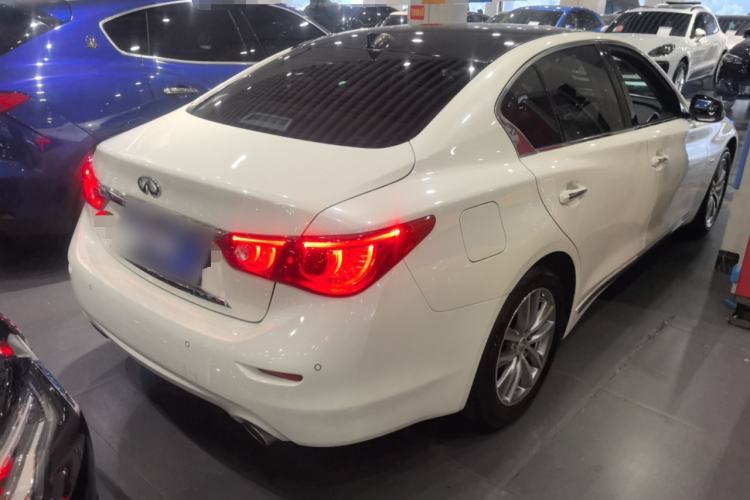 Used Infiniti Q50L 2016 2.0T Comfort Edition
