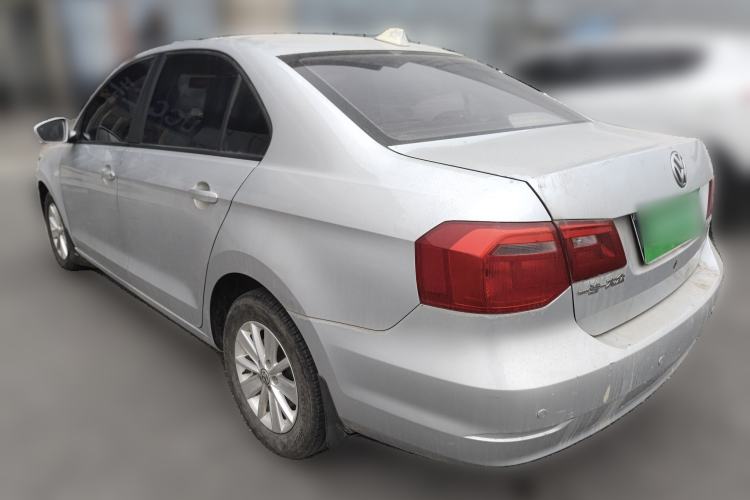 Used Volkswagen Jetta 2015 1.4L Manual Fashion Model
