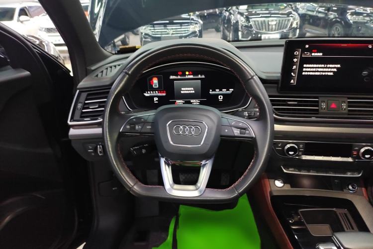 Used Audi Q5L 2023 40T Luxury Dynamic Model
