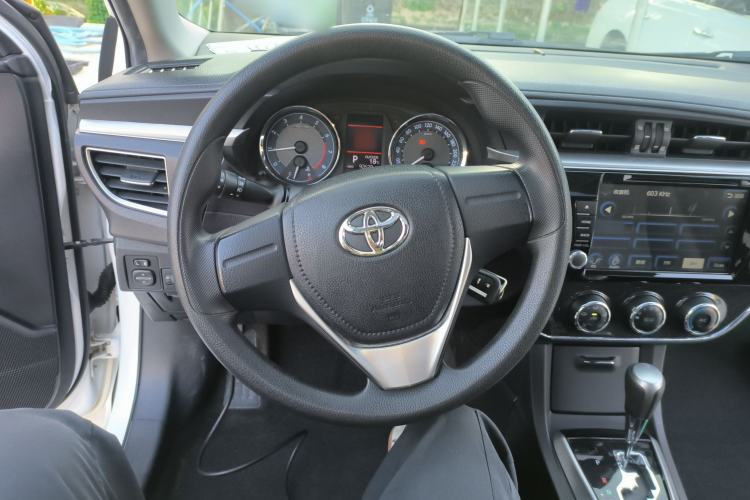 Used Toyota Corolla 2014 1.6L CVT GL-i
