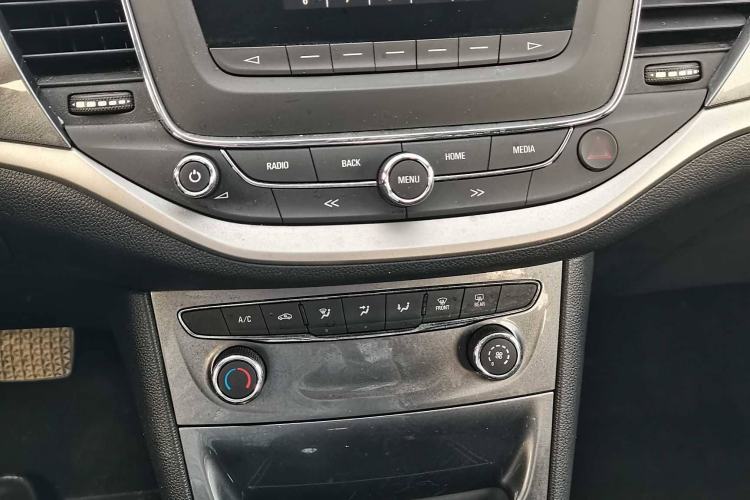 Used Buick Verano 2016 Hatchback 15S Automatic Ambition Model
