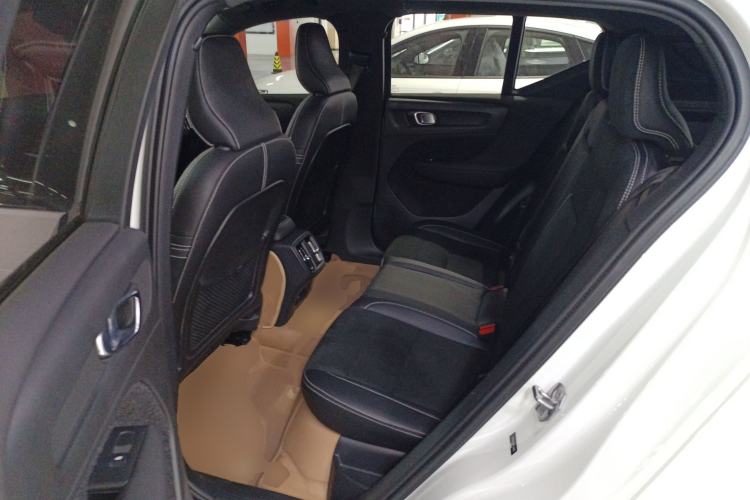 Used Volvo XC40 2021 T4 Four-Wheel Drive Smart & Sporty Edition