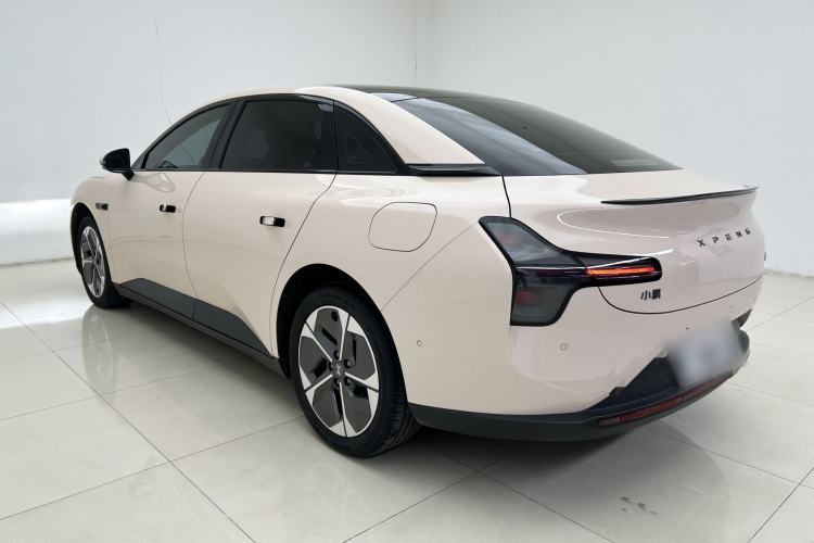 Used XPeng MONA M03 2024 620 with Ultra-Long Range
