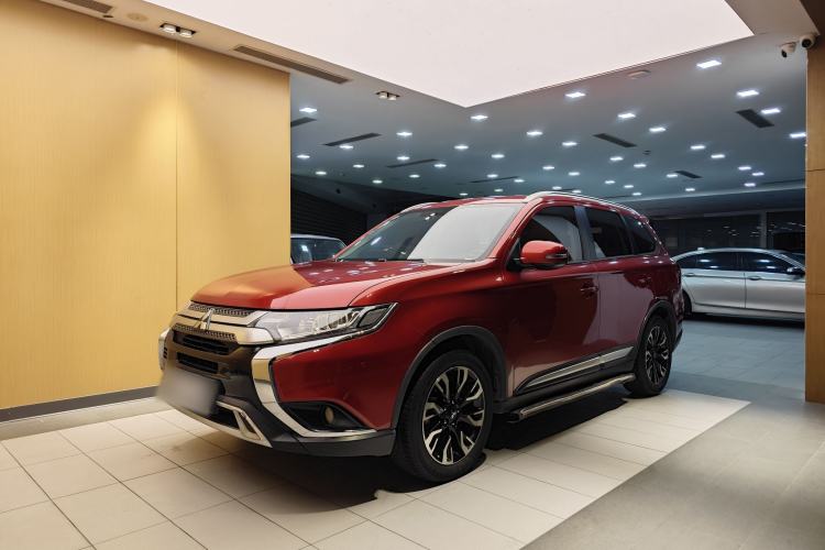 Used Mitsubishi Outlander 2019 2.0L Two-Wheel Drive Comfort Edition 5 Seats China V Standard