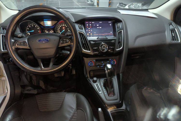 Used Ford Focus 2015 Sedan 1.6L Automatic Trend Model
