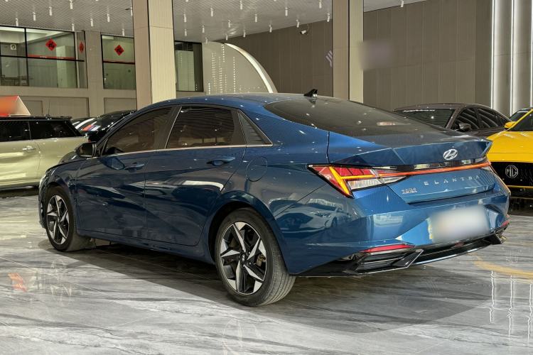 Used Hyundai Elantra 2022 1.5L CVT LUX Prestige Edition