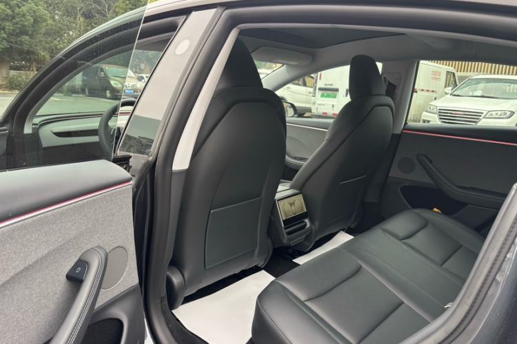 Used Tesla Model 3 2023 Rear-Wheel-Drive Version