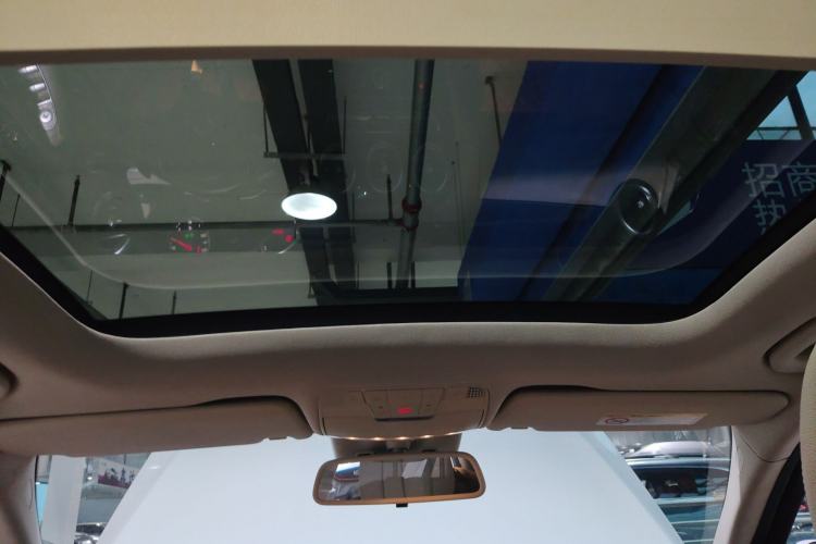 Used Mercedes-Benz C-Class 2015 C 200 L 4MATIC