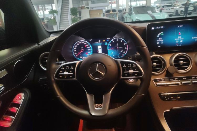 Used Mercedes-Benz GLC 2020 GLC 300 L 4MATIC Dynamic Edition
