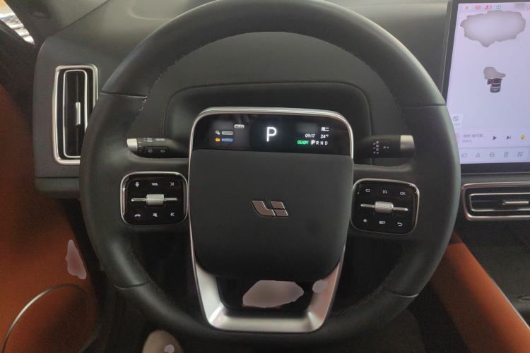 Used Li Auto L8 2023 Air model
