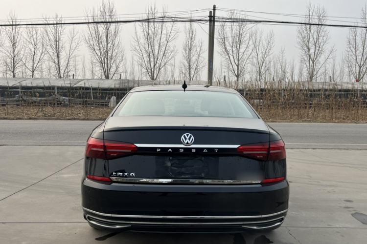 Used Volkswagen Passat 2020 330TSI Elite Edition China VI
