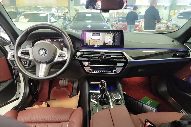 Used BMW 5 Series 2022 Second Facelift 530Li Luxury Version M Sport Package
