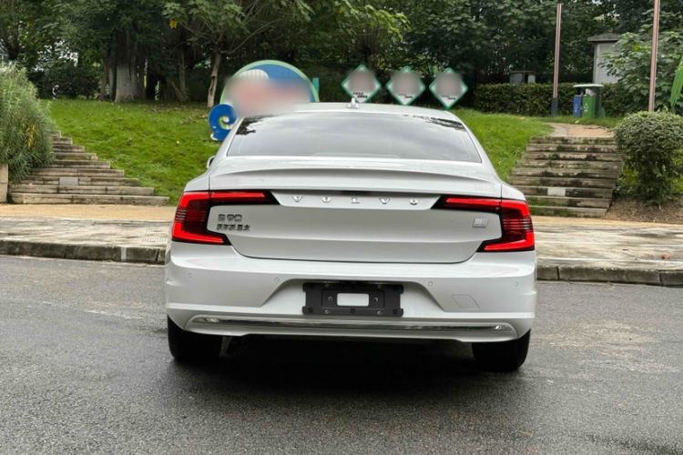 Used Volvo S90 New Energy 2021 T8 eDrive Hybrid Zhiyi Luxury Edition
