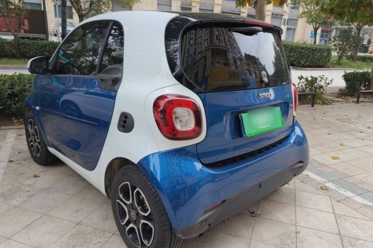 Used  fortwo 2016 0.9T 66kW Hardtop Pioneer Edition
