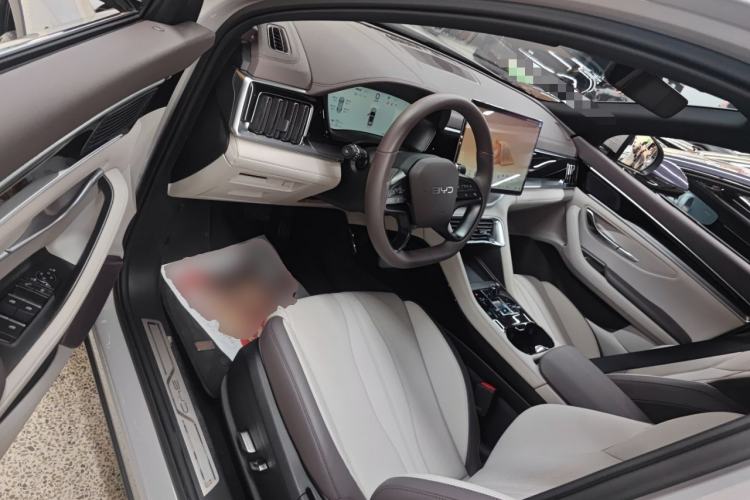 Used BYD Song PLUS New Energy 2025 DM-i 160KM Flagship Model
