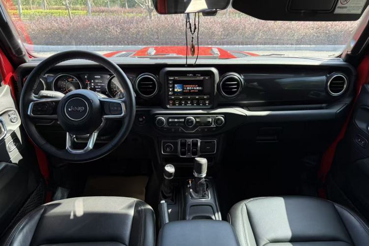 Used  Wrangler 2022 2.0T High Altitude Four-Door Edition
