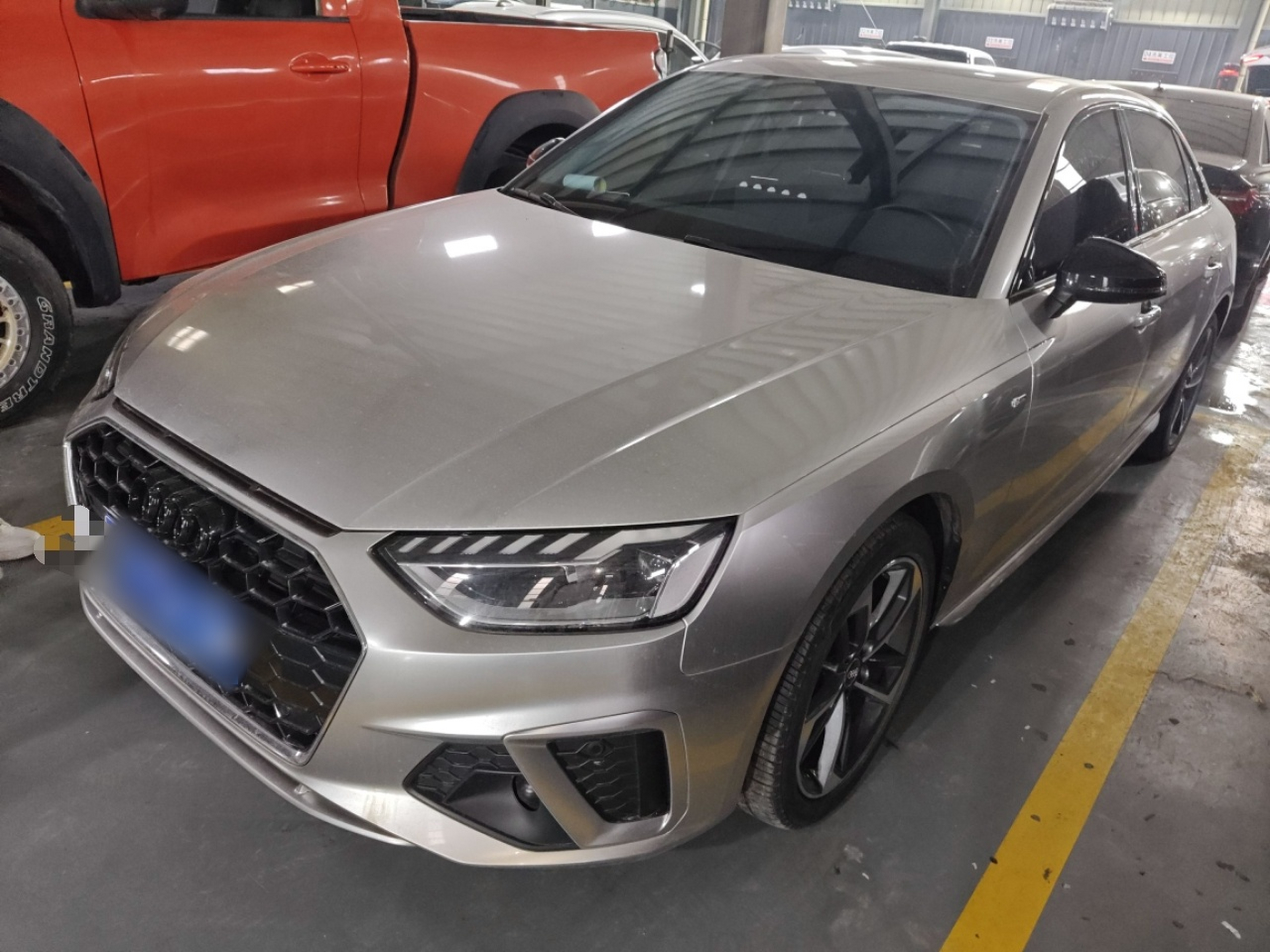 Под передней частью автомобиля