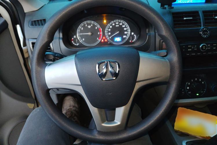 Used BAIC Weiwang M20 2014 1.5L Basic Version DAM15DL