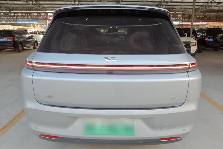 Used Li Auto L8 2023 Pro Model
