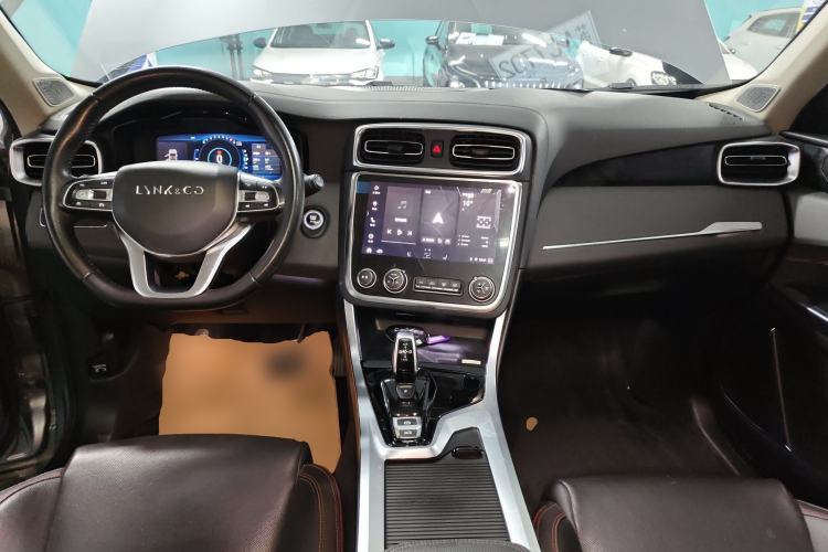 Used Lynk & Co 01 2019 2.0T Two-Wheel Drive Zhaopu Version China VI Standard
