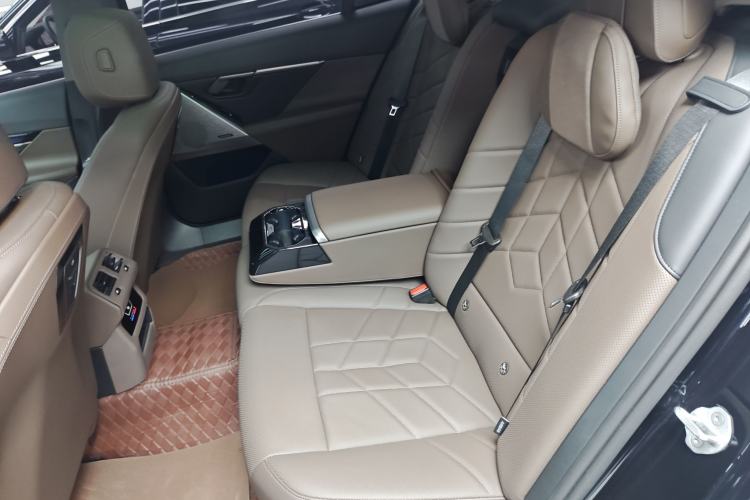 Used BMW 5 Series 2025 530Li Leading Model M Sport Package
