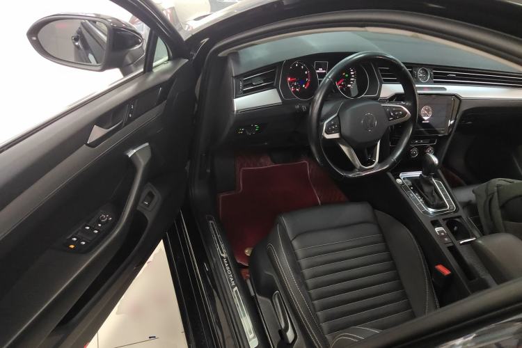 Used Volkswagen Magotan 2020 280TSI DSG Comfort Edition
