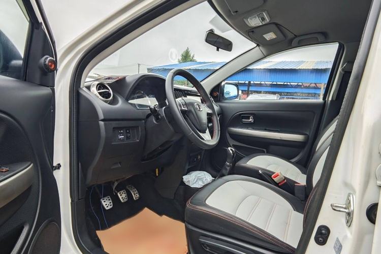 Used Great Wall M4 2014 1.5L manual Comfort trim level
