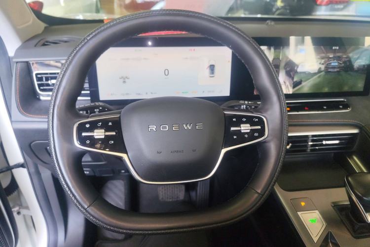 Used Roewe D5X DMH 2024 135 Tech Edition
