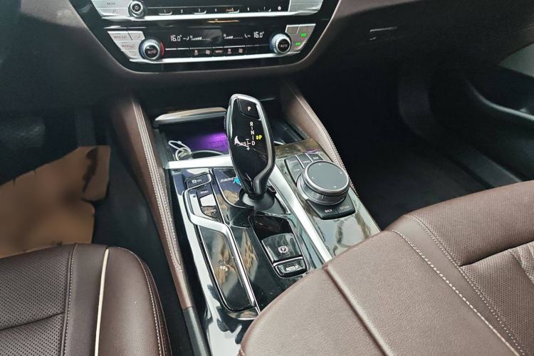 Used BMW 5 Series 2021 525Li Luxury Package
