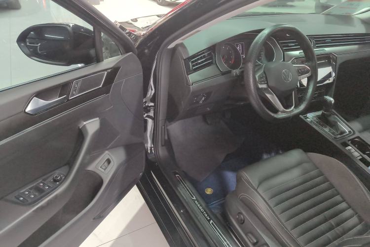 Used Volkswagen Magotan 2020 330TSI DSG Leading Model
