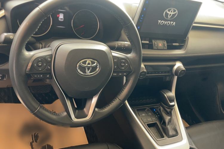 Used Toyota Wildlander 2021 2.0L CVT Two-Wheel Drive Luxury Edition
