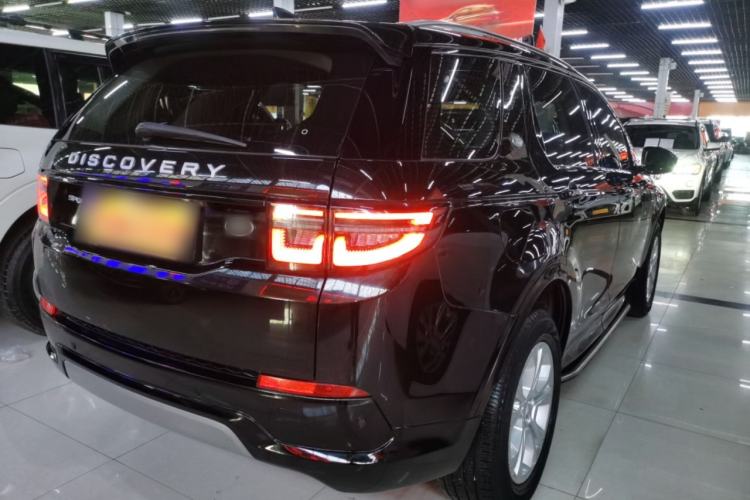 Used Land Rover Discovery Sport 2020 200 PS Family Edition

