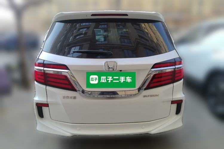 Used Honda Elysion 2016 2.4L Classic Edition
