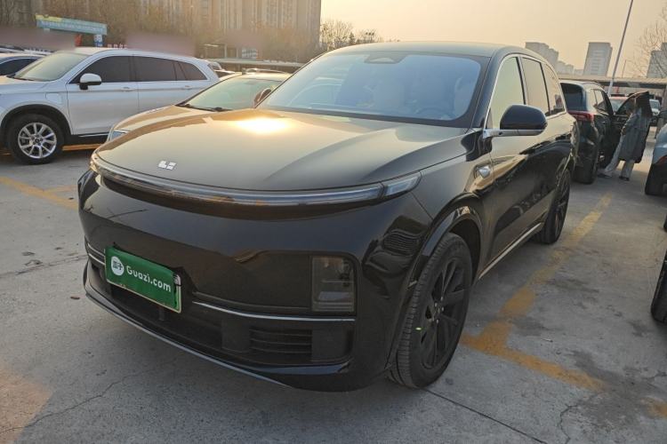 Used Li Auto L8 2023 Pro Model
