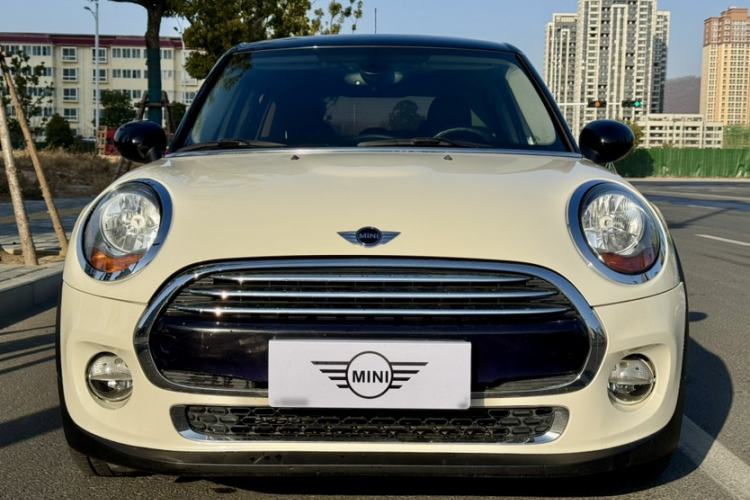 Used  MINI 2015 1.5T COOPER Fun Five-Door Edition
